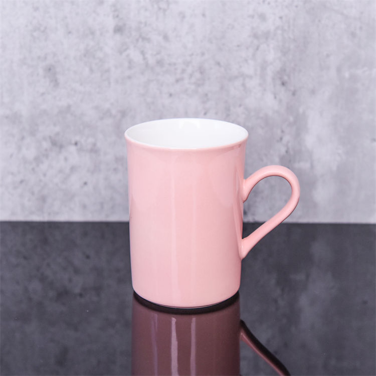 粉色4号米乐m6
奶杯