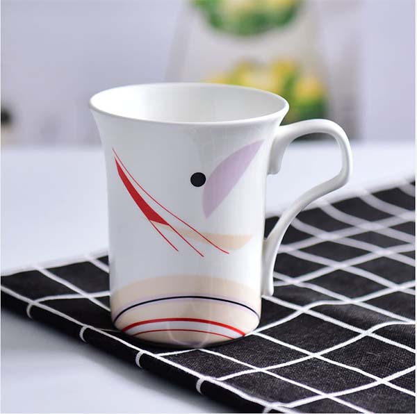 米乐m6
创意马克杯 办公家用陶瓷水杯定制